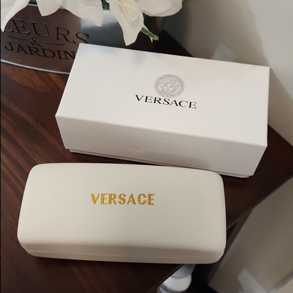 Versace Sunglasses Hard Case and Box - Picture 2 of 5